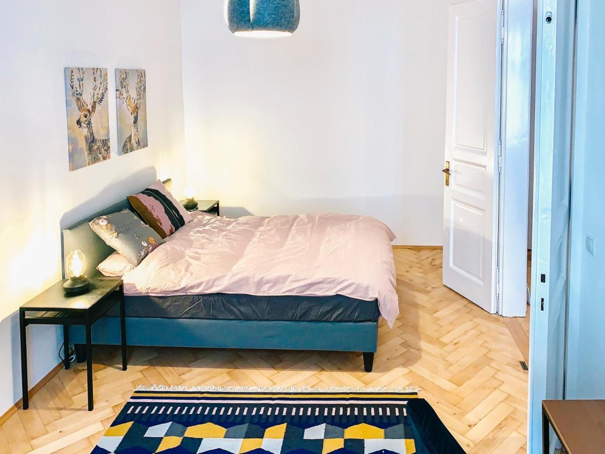 Contemporary City Apartment - By Nahuen Suites Graz Dış mekan fotoğraf